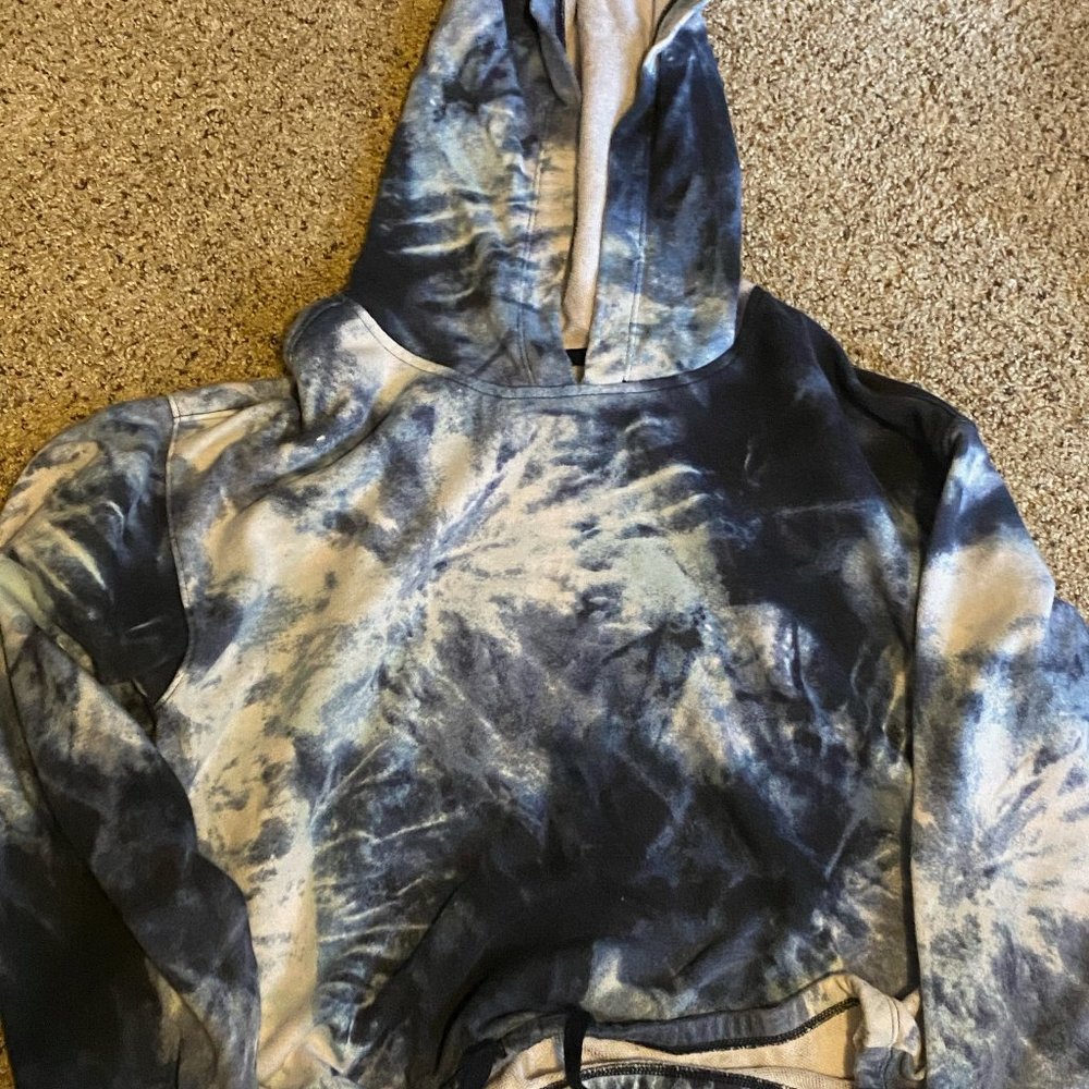 a shirt hoodie